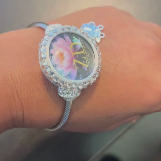 NFC Business Card Charm Bracelet: Digital Profile Sharing